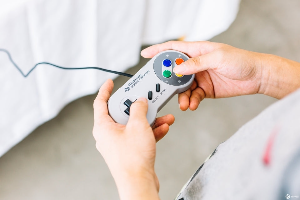 Vintage Nintendo: Classic Mini Super Famicom / SNES Console - AI LIFE HOLDINGS